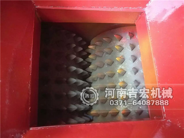 雙齒輥煤破碎機(jī)價(jià)格_小型雙齒輥煤破碎機(jī)多少錢一臺